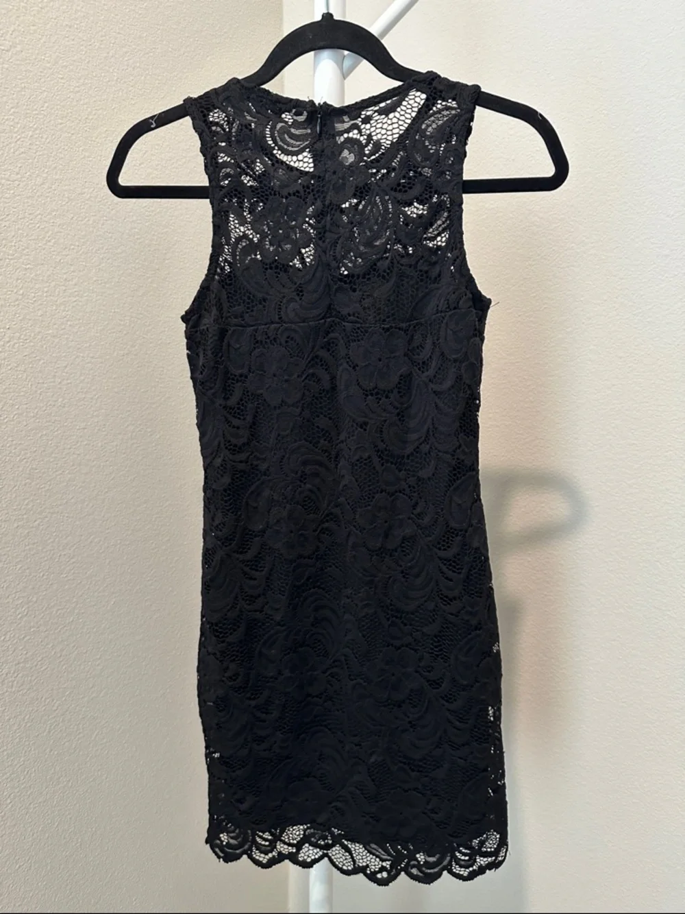 Classic Black Lace Sheath Dress - Sleeveless - Picture 2 of 3